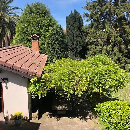La Casa De * Cudon