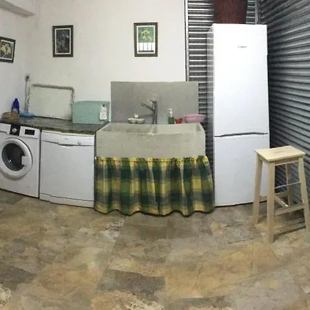 La Casa De * Cudon